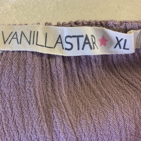 Vanilla Star, XL, Women's/Teen Lightweight Flowy Top with Crochet Neckline - Picture 5 of 5